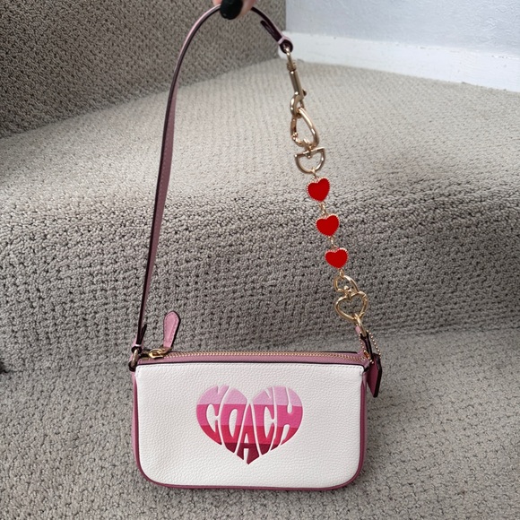 coach Nolita 19 With Stripe Heart Motif ca797 with extender - Picture 2 of 13